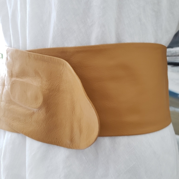 Emmanuel | Vintage Leather Wrap Belt - Picture 3 of 15